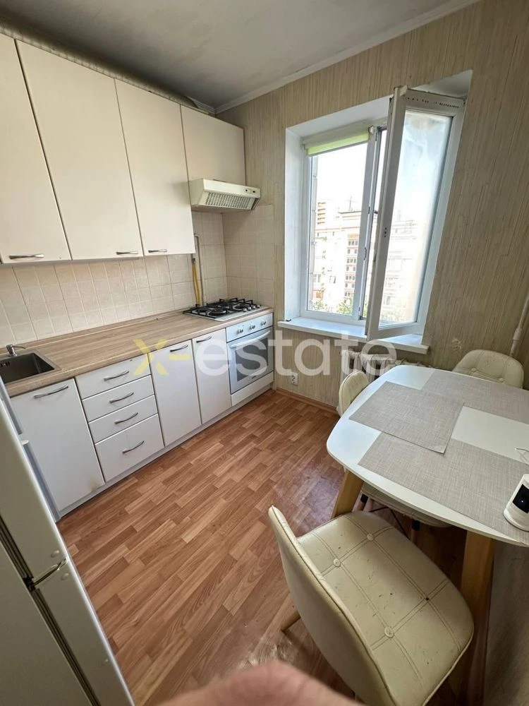 Продаж квартири Базилевича 2/13, метро 7 хв, БЕЗ КОМІСІЇ