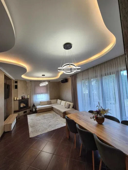 Аренда дома 211 м², Евгения Харченко ул.