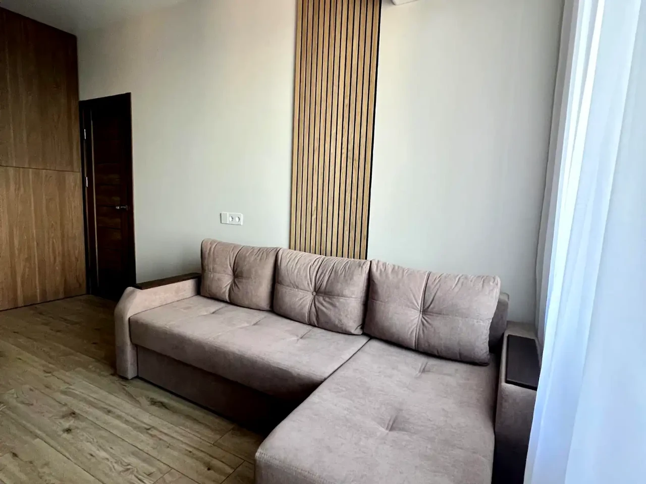 Оренда квартири 1-кімн. 45 м² 14/25 пов.