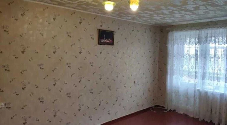 Продам 1 к. квартиру район Метро, проспект Аэрокосмический
