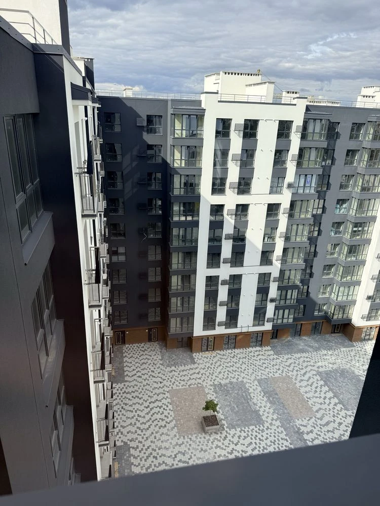 Однокімнатна квартира готова до ремонту
