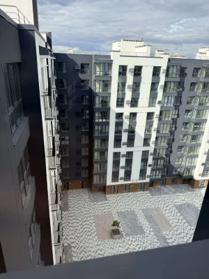 Однокімнатна квартира готова до ремонту