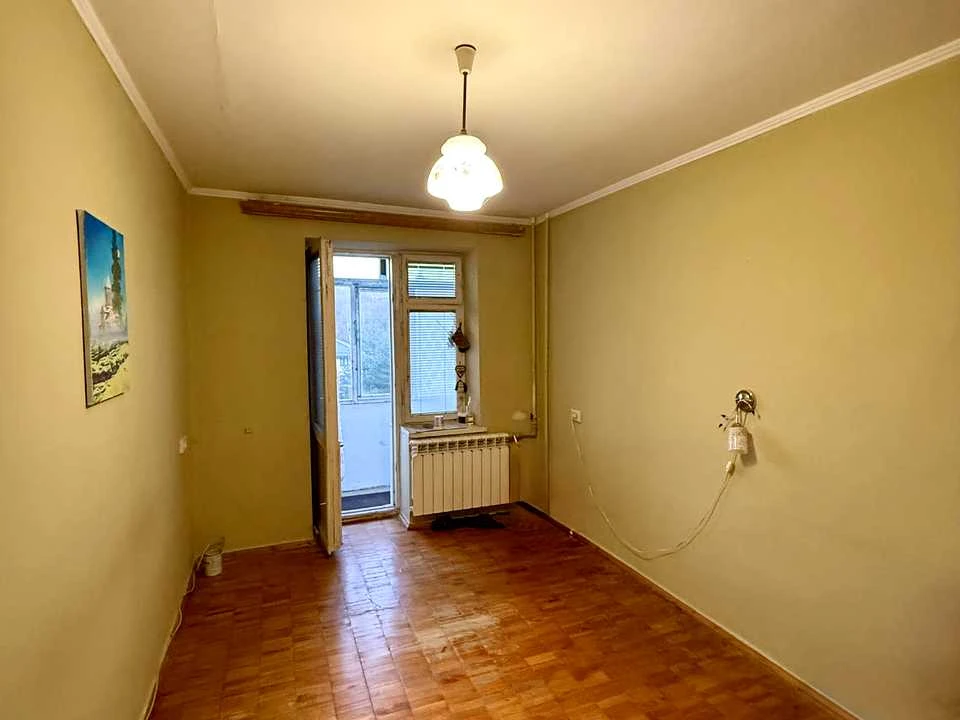 Квартира. Львів, Околична вул.