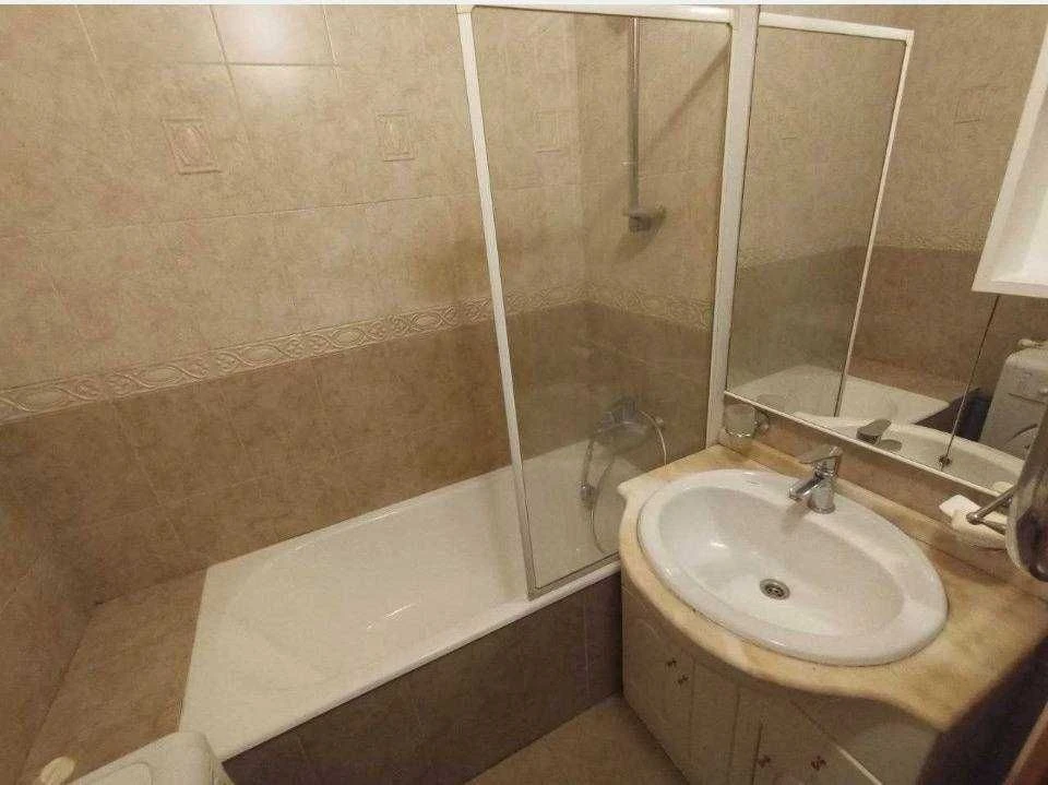 Продам 2 кімнатну квартиру ЧЕШКУ  54 м2  ЖМ Перемога 6