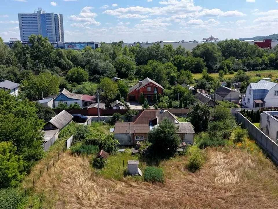 Будинок. Київ, Фестивальна вул.
