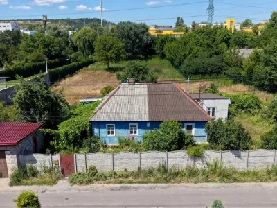 Будинок. Київ, Фестивальна вул.