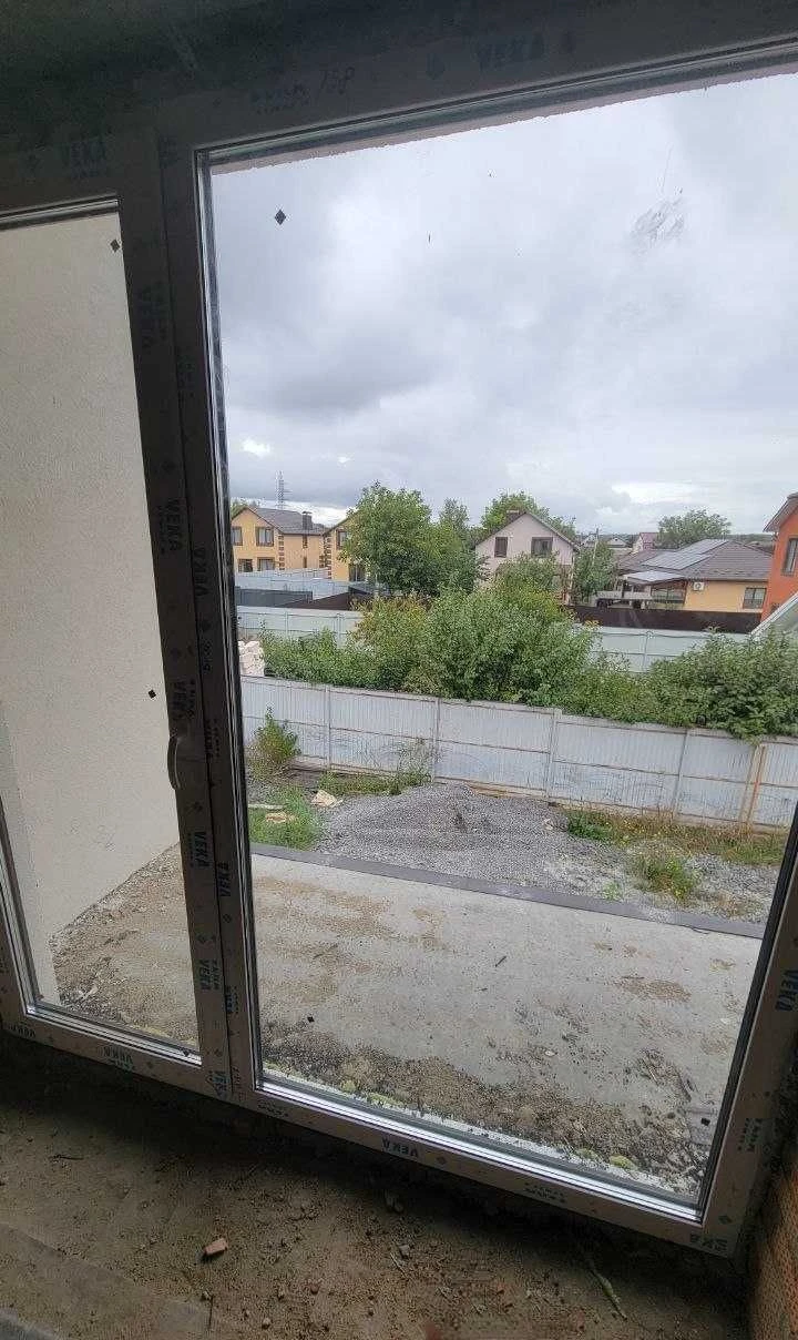 Продам будинок в Пирогово 4148