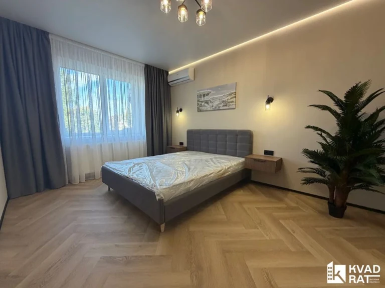 Продам 2-кімнатну квартиру 70,2 м² | ЖК Діброва Парк