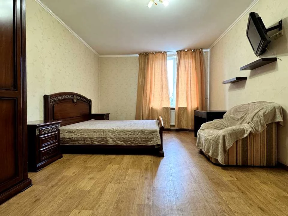 Квартира. Київ, Львівська вул.