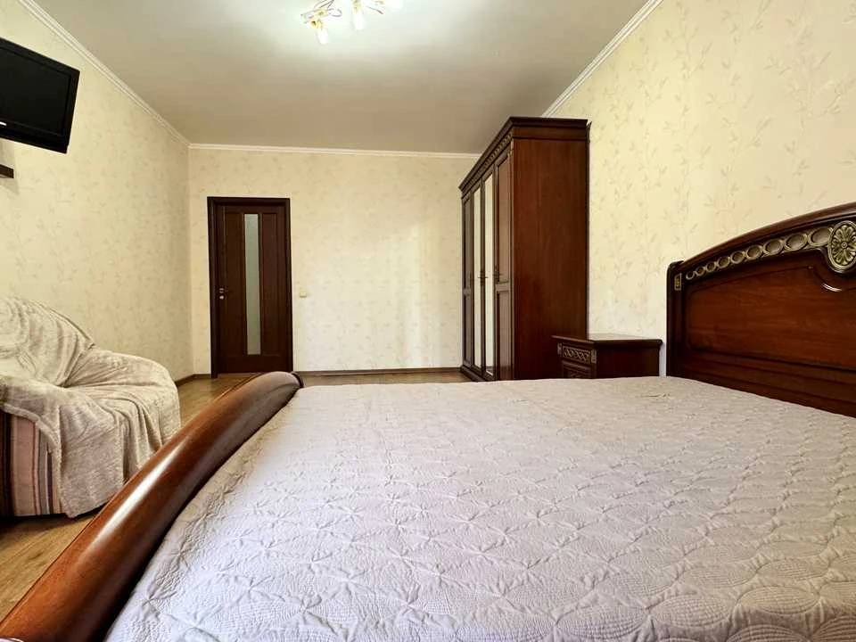 Квартира. Київ, Львівська вул.