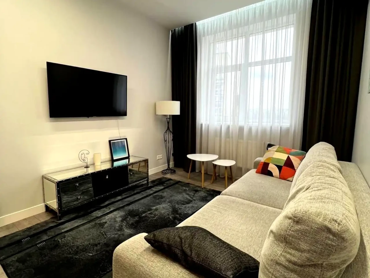 Оренда квартири 2-кімн. 48 м² 4/14 пов.
