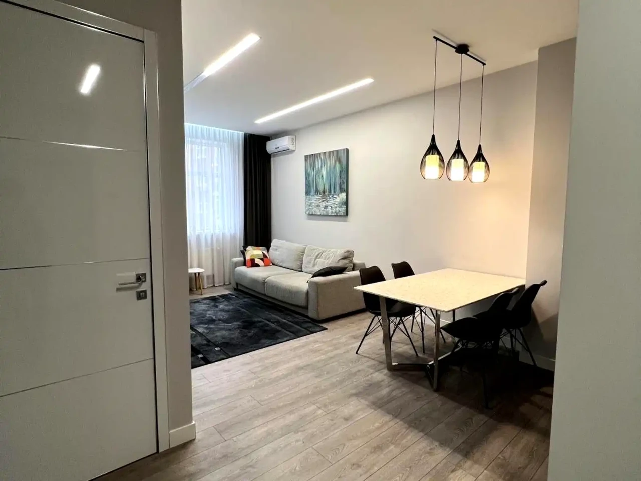 Оренда квартири 2-кімн. 48 м² 4/14 пов.