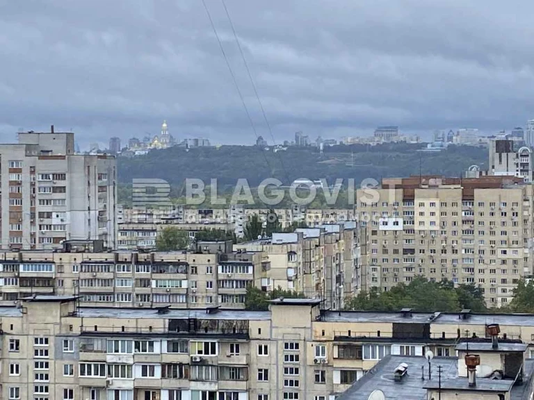 Квартира. Київ, Пантелеймона Куліша вул.