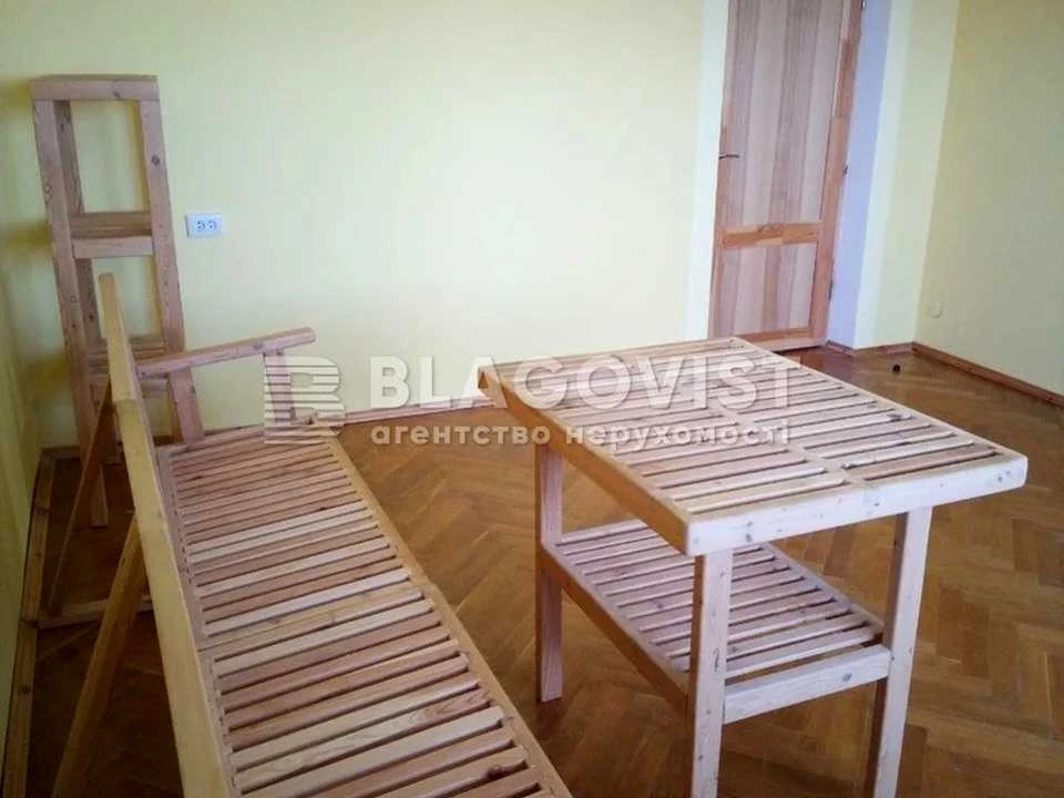 Квартира. Київ, Пантелеймона Куліша вул.