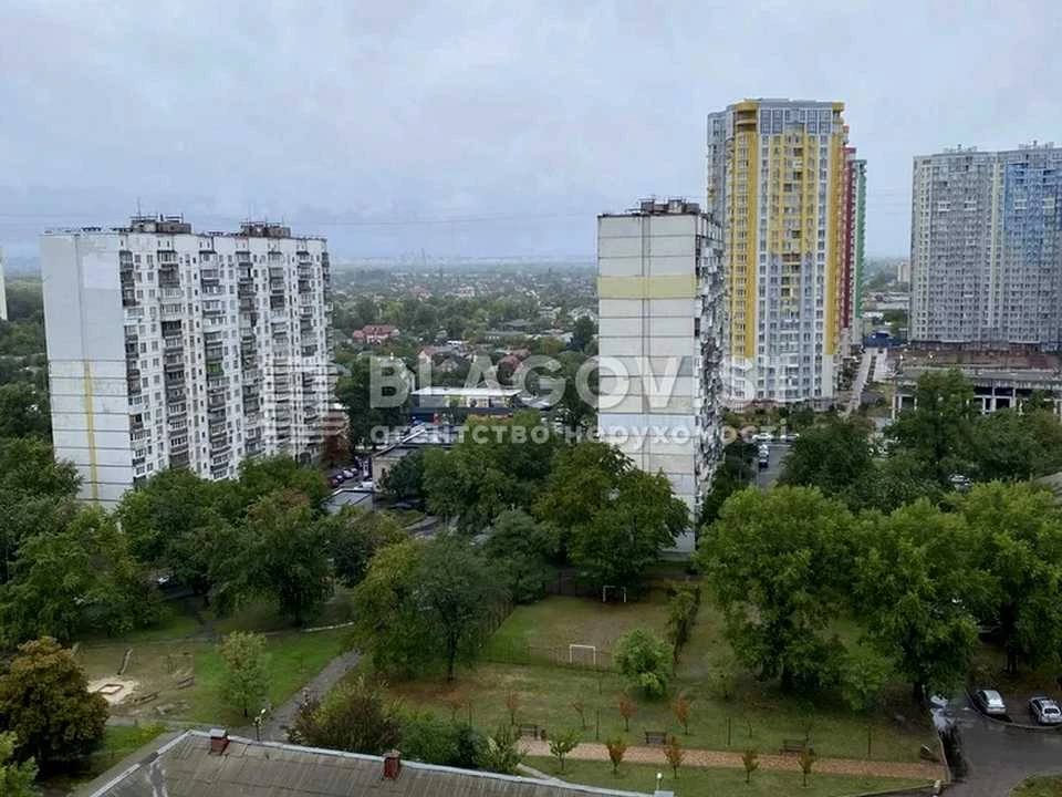 Квартира. Київ, Пантелеймона Куліша вул.