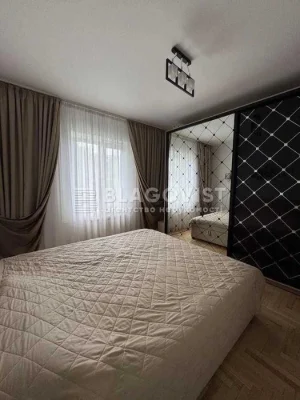Продаж 3-кімн. просторої квартири 74 м.кв. з ремонтом. Оноре