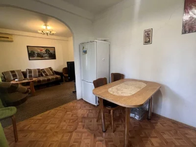 2-кімнатна квартира біля метро Політехнічний інститут