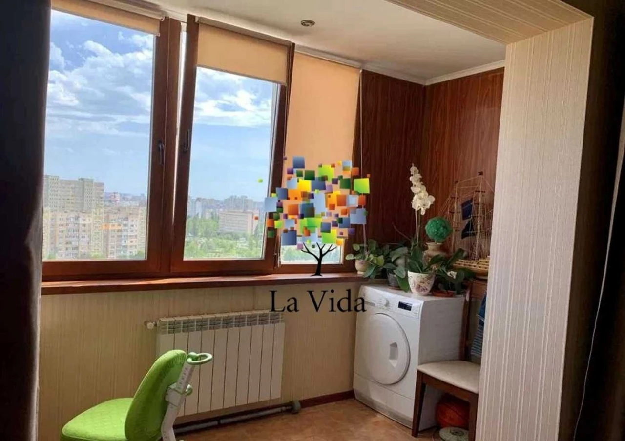 Продаж 2к квартири, Бальзака, 55