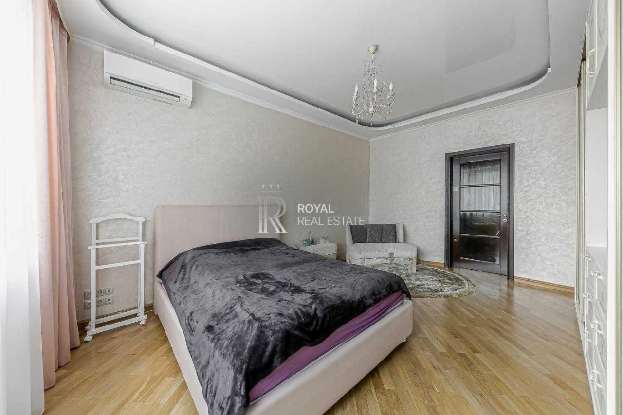 Продаж Квартира Київ Оболонський район вул. Левка Лук’яненка