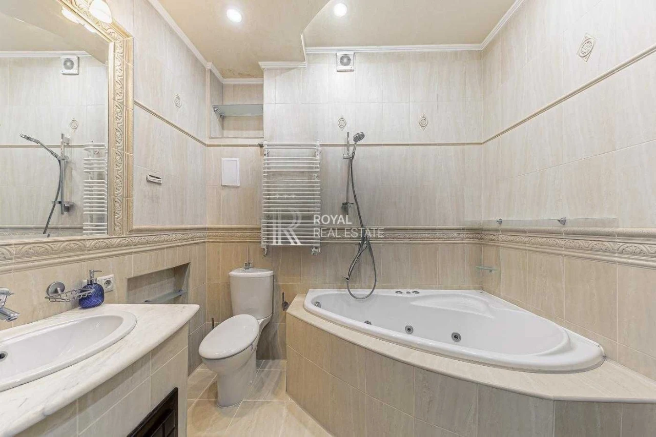 Продаж Квартира Київ Оболонський район вул. Левка Лук’яненка