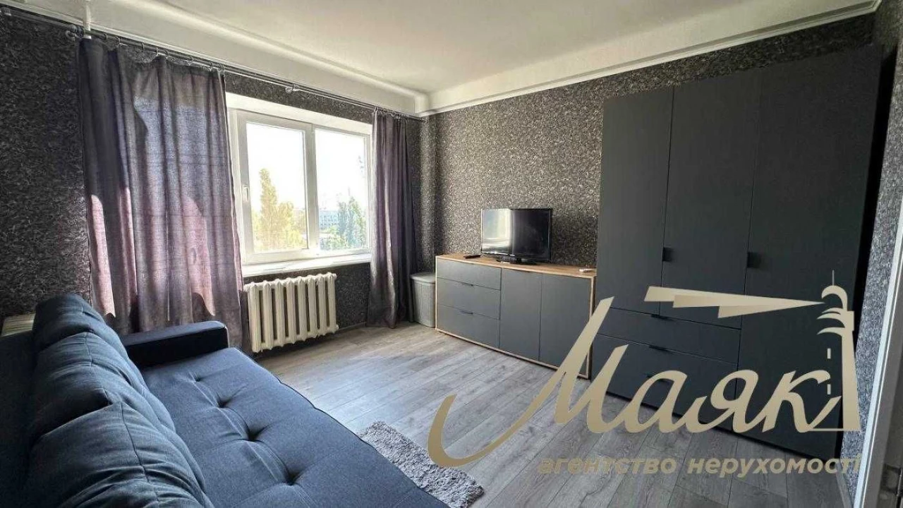 Продаж 3-кімнатної квартири на Харківському шосе, 21/1, Дарн
