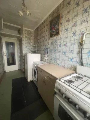 Продається затишна 1-кімнатна квартира біля метро «Житомирсь