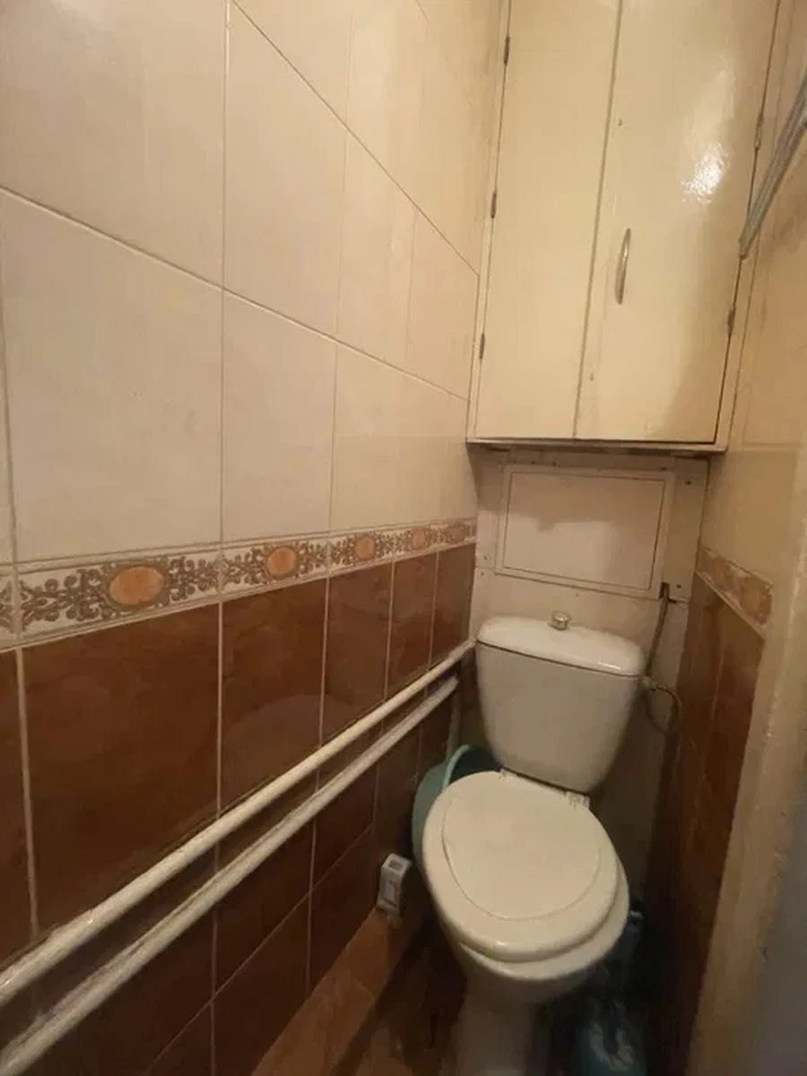 Продається затишна 1-кімнатна квартира біля метро «Житомирсь