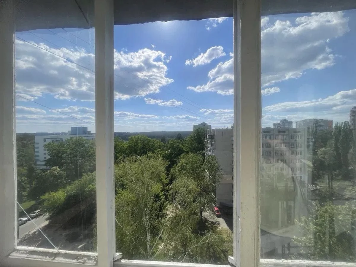 Продається затишна 1-кімнатна квартира біля метро «Житомирсь