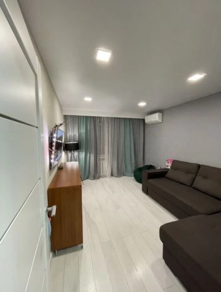 В продаже 3 к квартира ЖМ Фрунзенский .