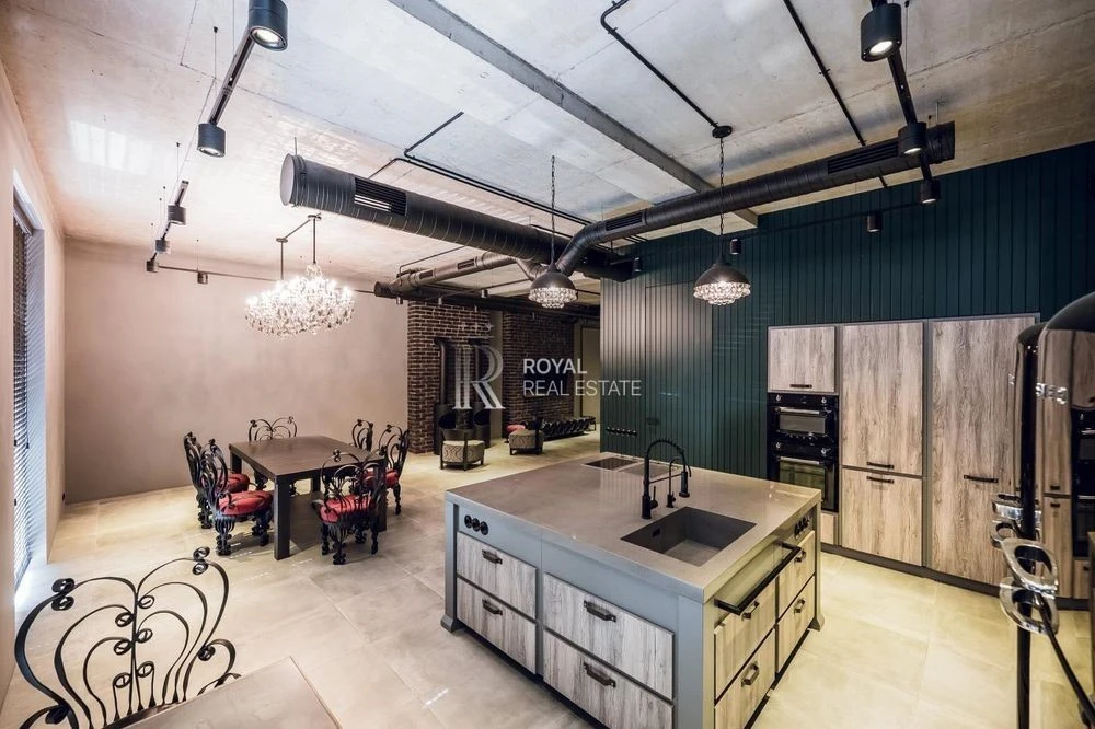 Apartment for sale Pechersky 3 rooms 227 m² club house