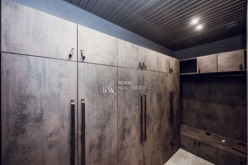 Apartment for sale Pechersky 3 rooms 227 m² club house