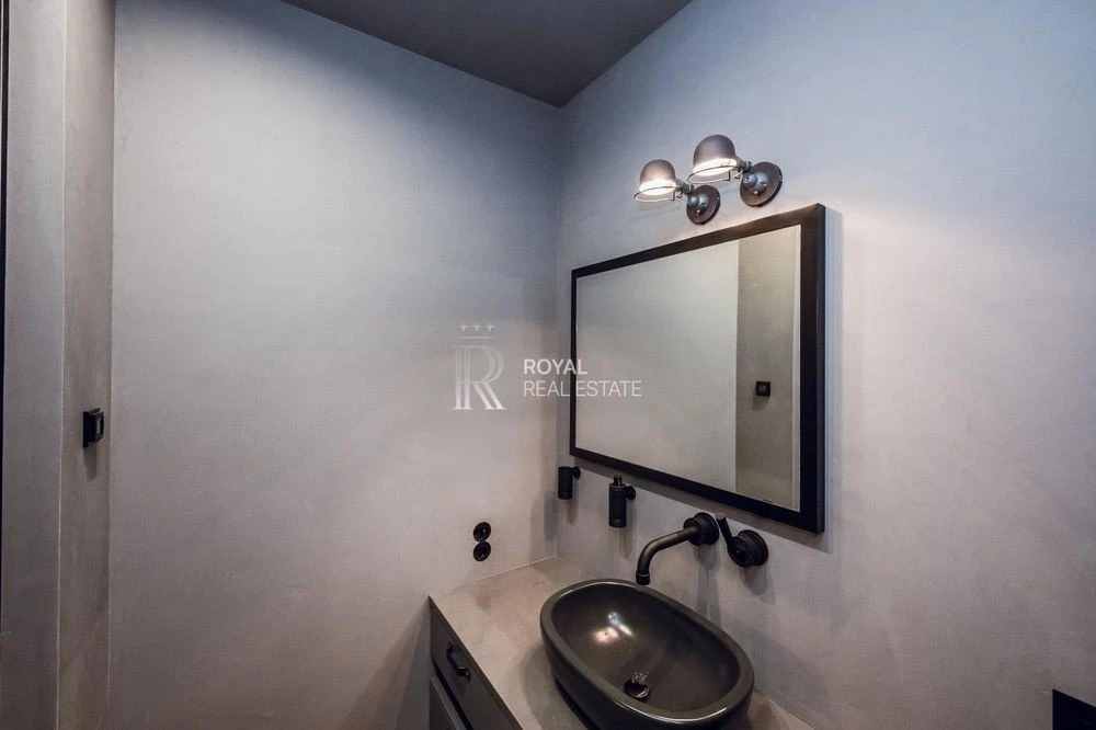 Apartment for sale Pechersky 3 rooms 227 m² club house