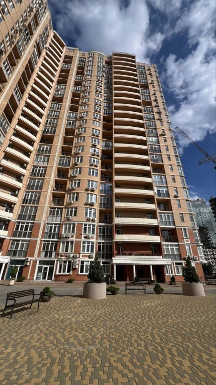 Продам 2к квартиру 63м² ЖК Гагарінський Гагарінське плато ви
