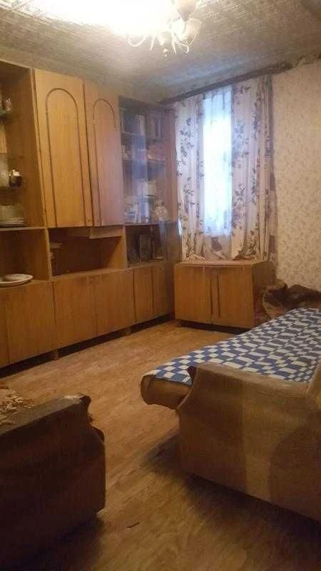 Продам квартиру зі своїм двориком на Черемушках вул. Святосл