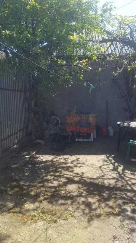 Продам квартиру зі своїм двориком на Черемушках вул. Святосл