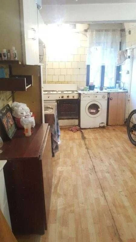 Продам квартиру зі своїм двориком на Черемушках вул. Святосл