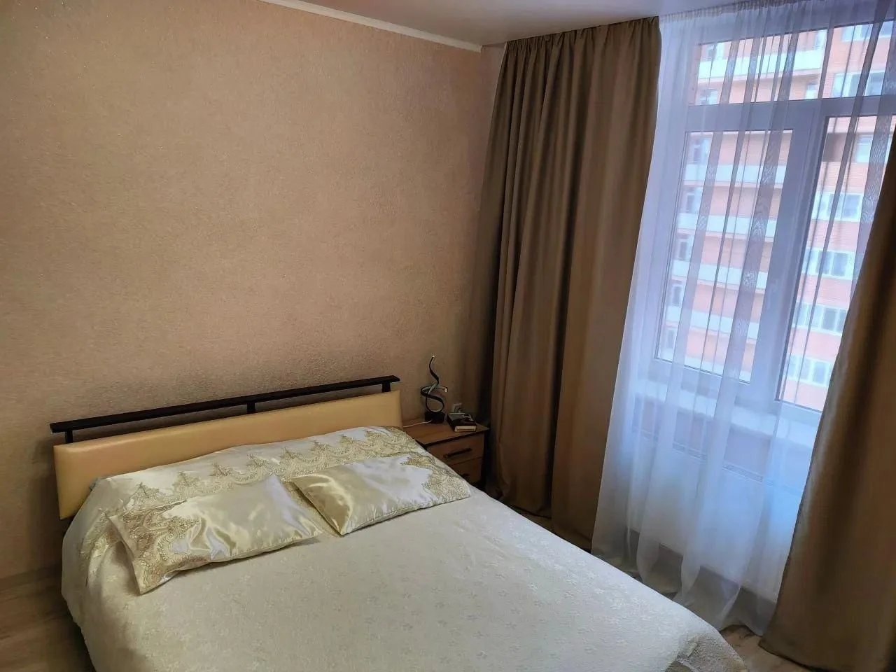 Продам 3 кімн. квартиру на Таїрова ЖК Дмитрієвський 3(210-76