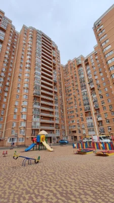 Продам 3 кімн. квартиру на Таїрова ЖК Дмитрієвський 3(210-76