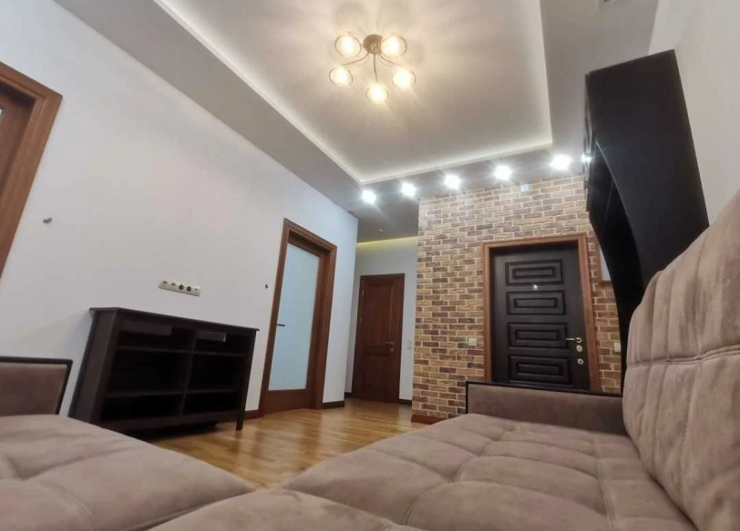 Продам 2-комнатную квартиру в новом ЖК