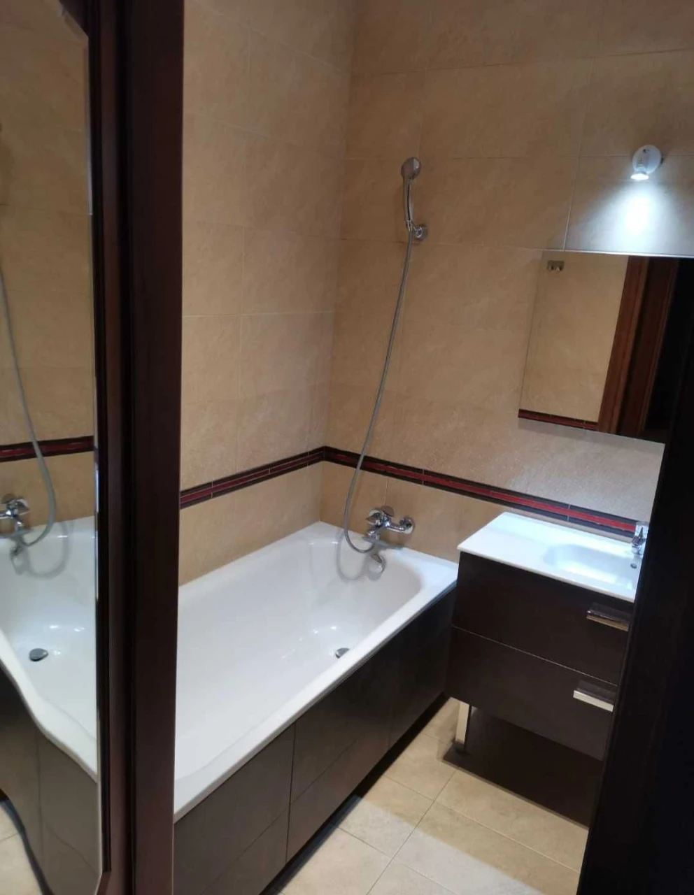 Продам 2-комнатную квартиру в новом ЖК