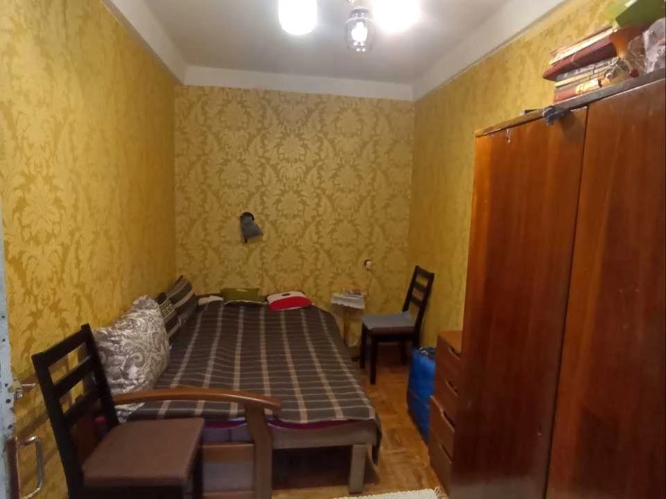 Квартира. Одеса, Місячний пров.