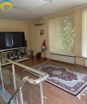 Продам стильный дом в Приморском районе.