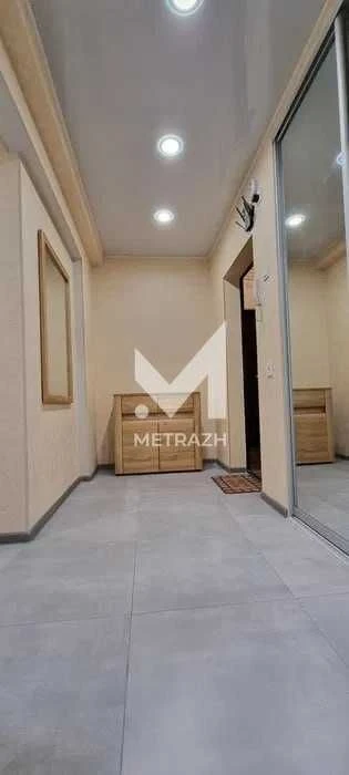 Продам 1к квартиру с новым ремонтом