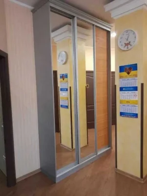 Продам 3комн квартиру 78м2, СТАЛИНКА ул. Полтавский шлях, ГА