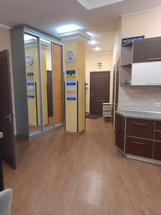 Продам 3комн квартиру 78м2, СТАЛИНКА ул. Полтавский шлях, ГА