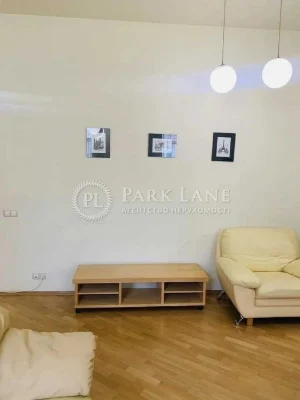 Apartment for sale with renovation, 10/1 Horodetskoho St., Lypky Dorev