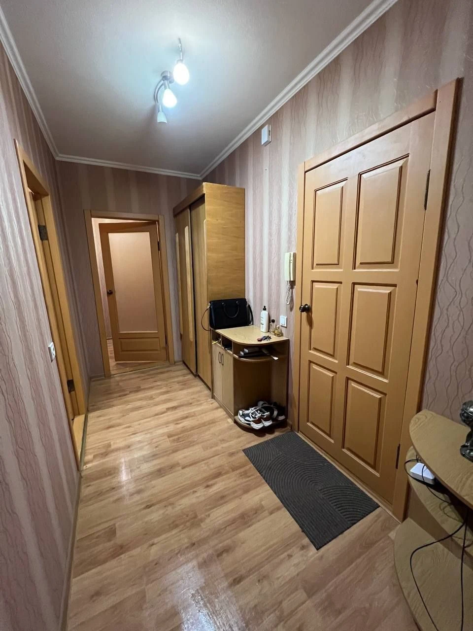 V Продам 2х кімнатну квартиру на Північній Салтівці ЖК Інтер