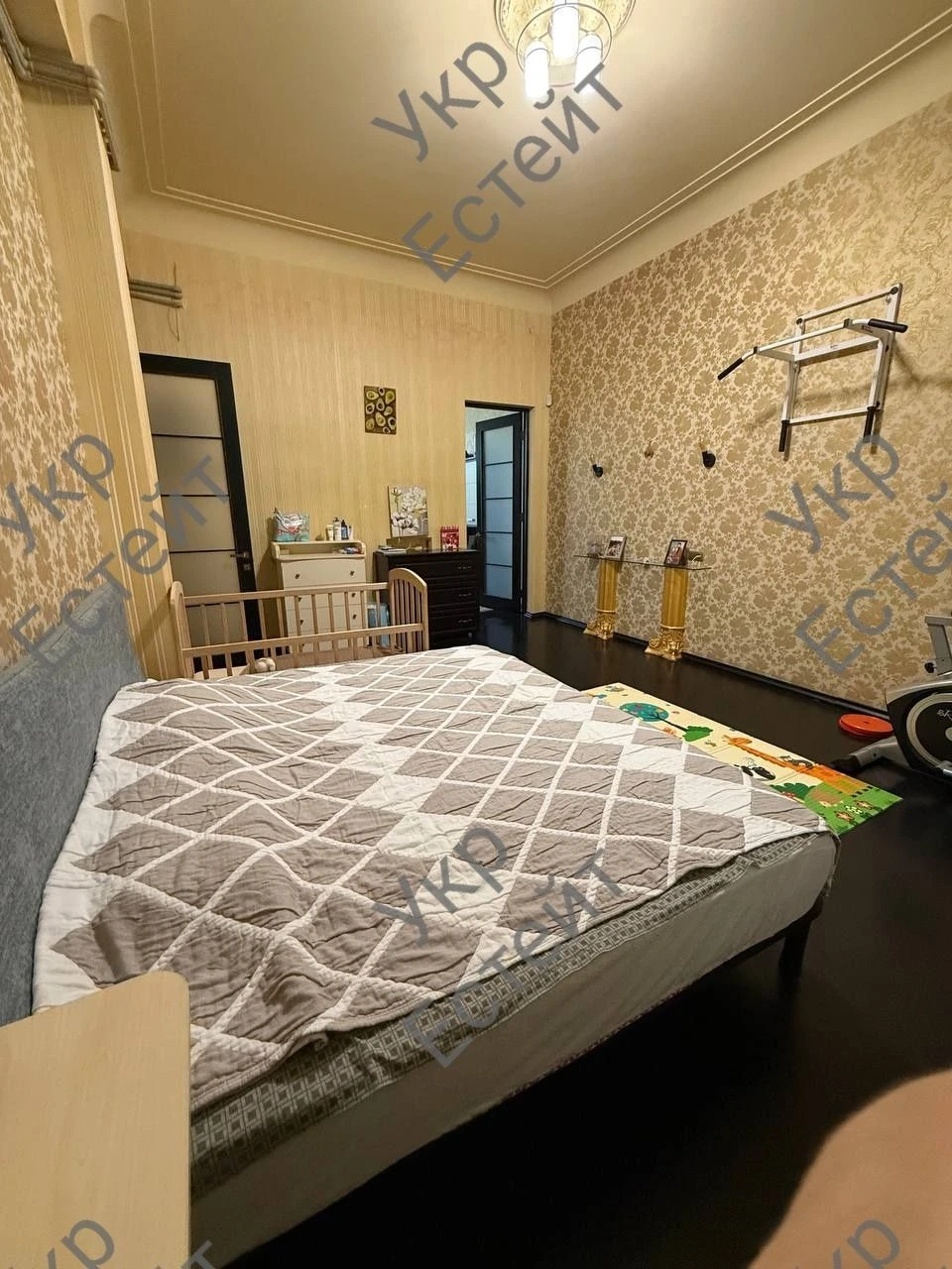 Продам 5 ком кв центр  Манизера Красина М.Яр Мудрого  Арх  Б