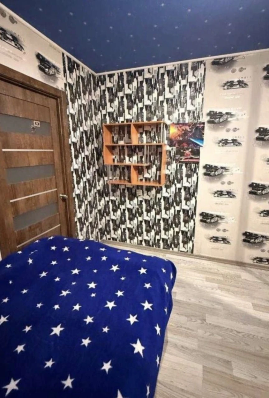 Продам 3 ком кв Салтовка, 602м-н, 1/5 с узаконенной пристрой