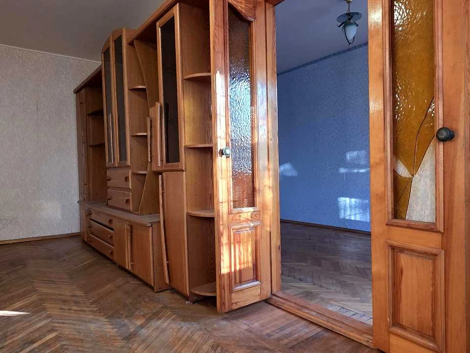 Квартира. Харків, Каденюка вул.